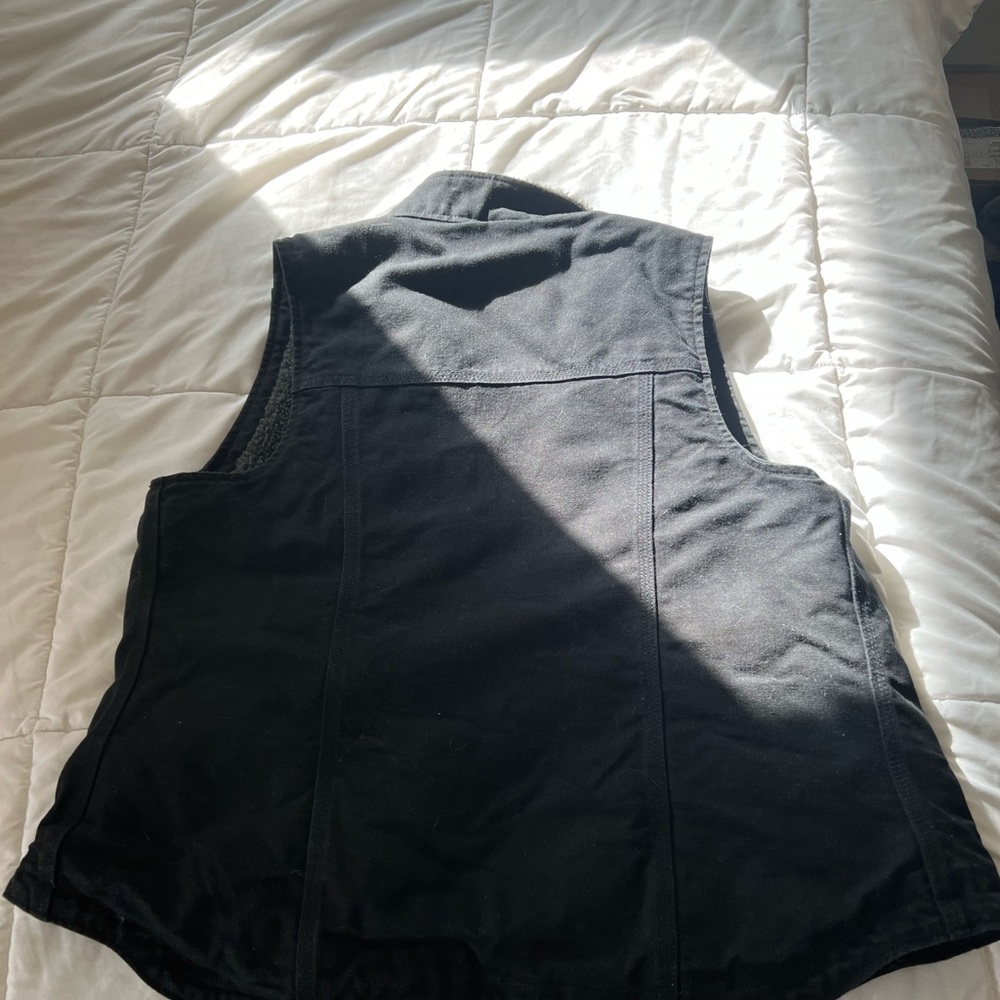 Black Carhartt duck lined Sherpa vest